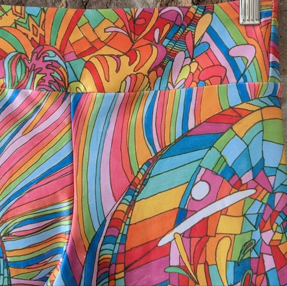 NWOT Infinite Abstract Rainbow Full Length Leggings Size Small Midrise - Picture 4 of 7